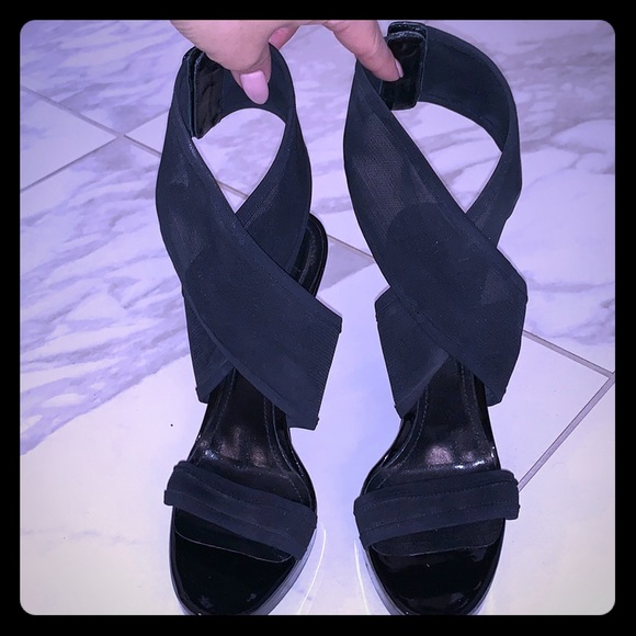 Burberry Heels/ Sandals - Picture 1 of 4